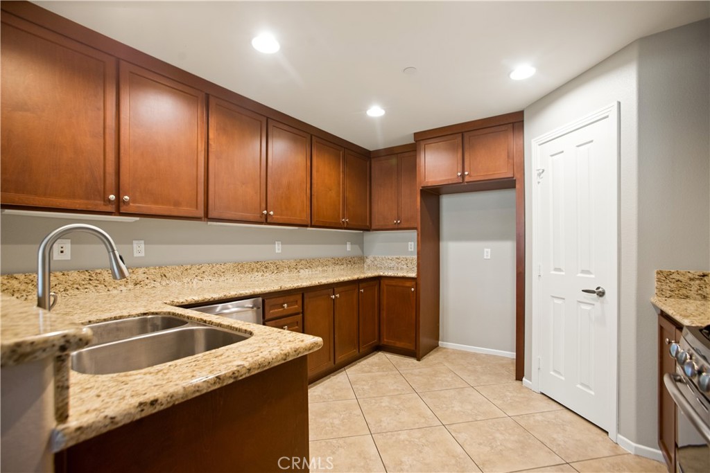 12386 Hollyhock Drive 1 Property Photo 16