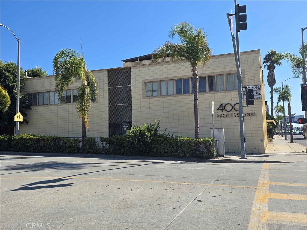 400 S La Brea Property Photo 1
