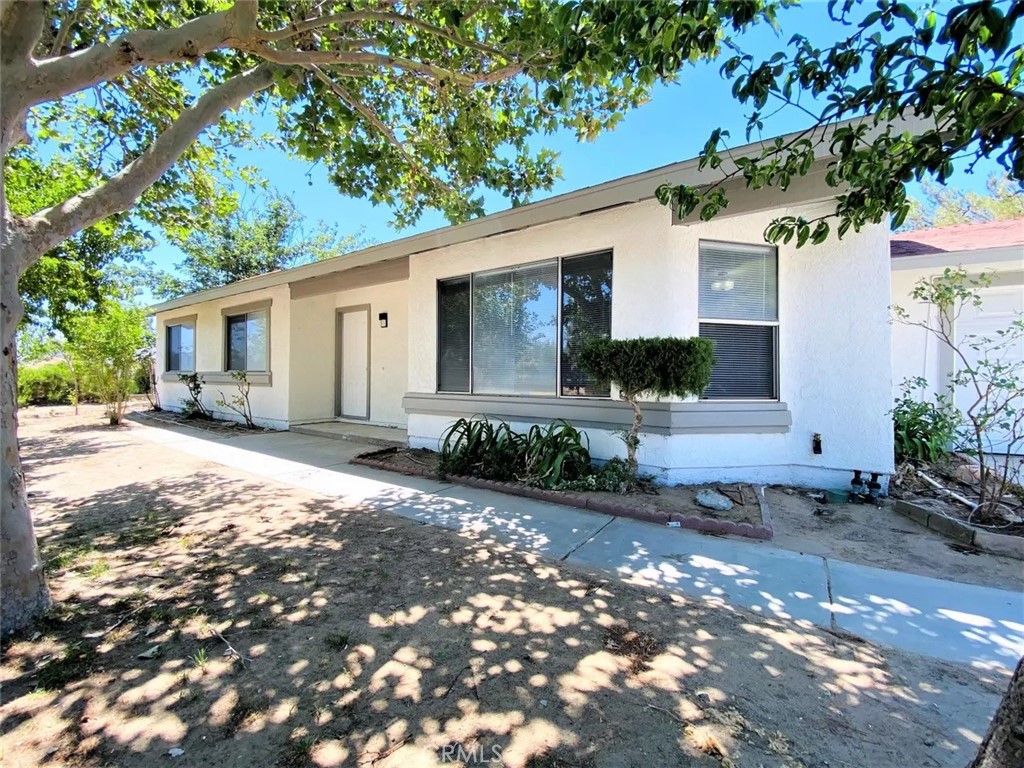 16716 Stagecoach Property Photo 2