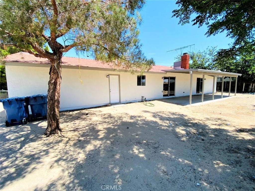 16716 Stagecoach Property Photo 3