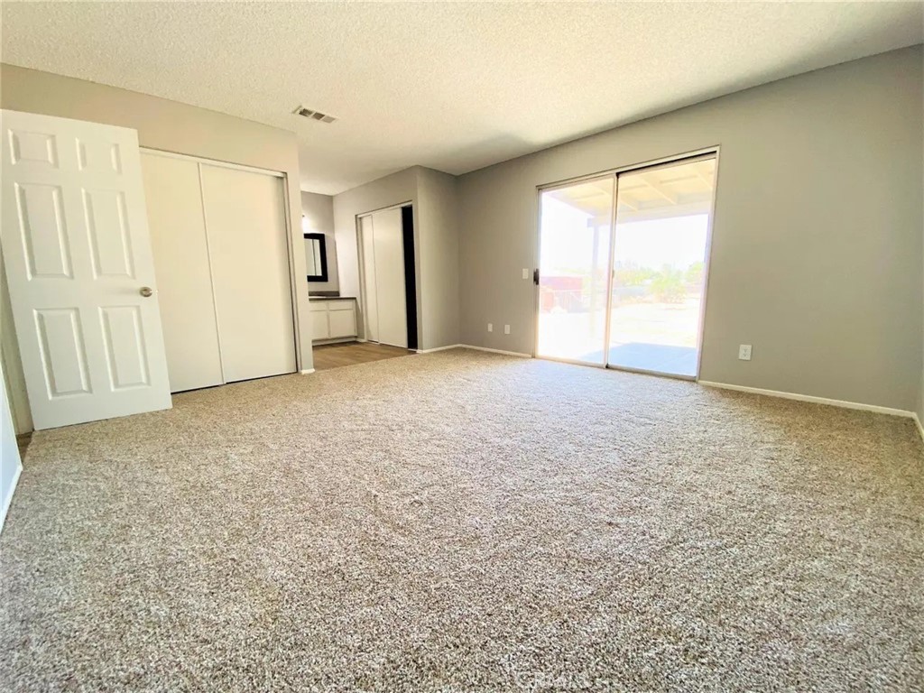 16716 Stagecoach Property Photo 9