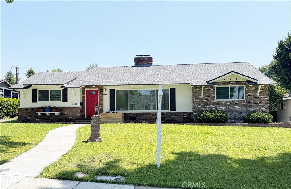 1234 N Laurel Property Photo