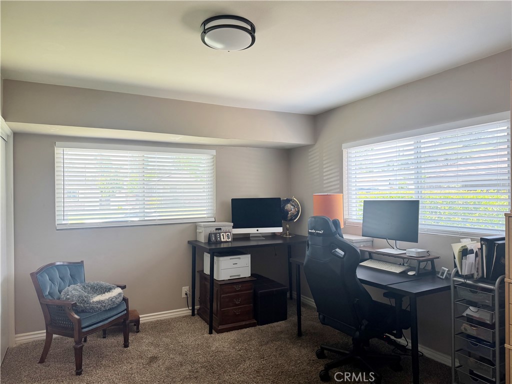 1234 N Laurel Property Photo 15