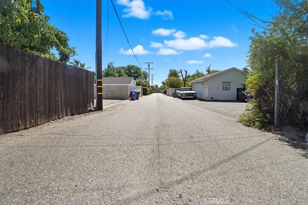 1234 N Laurel Property Photo 33