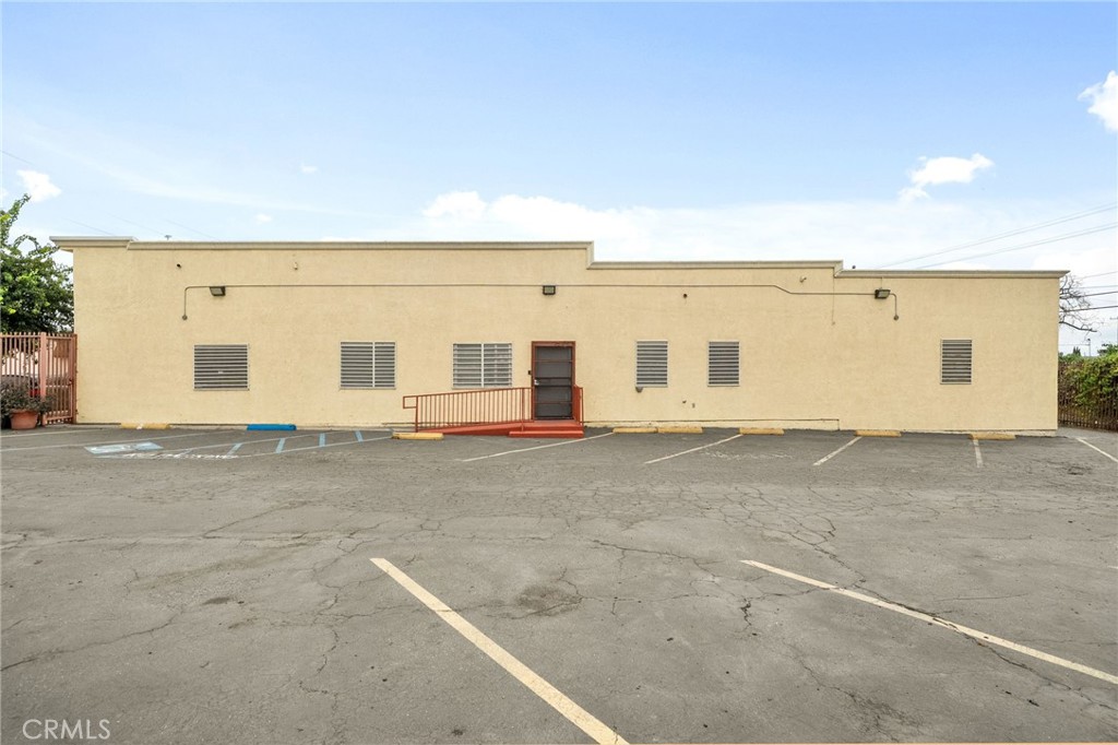 10511 S Western Property Photo 5