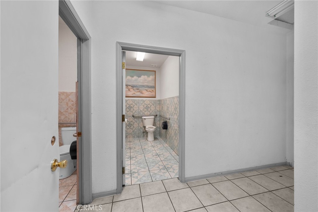 10511 S Western Property Photo 25
