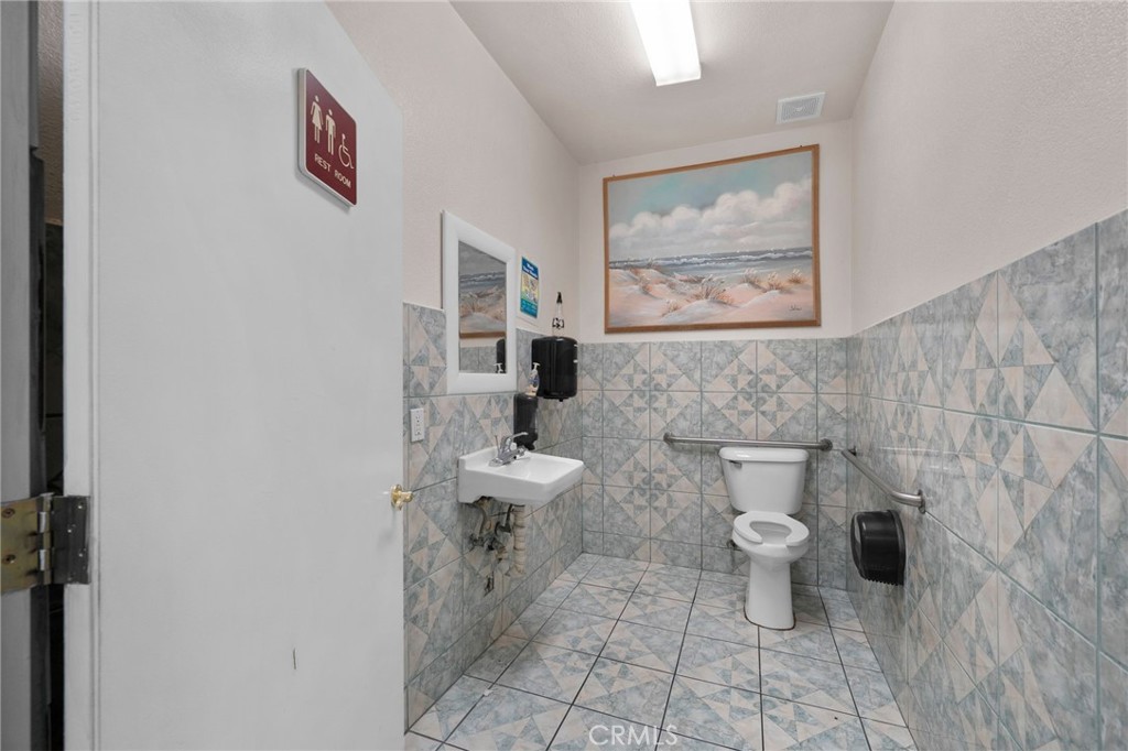 10511 S Western Property Photo 26