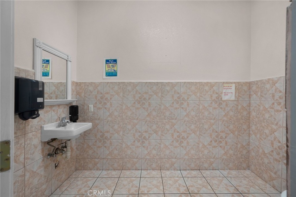 10511 S Western Property Photo 27