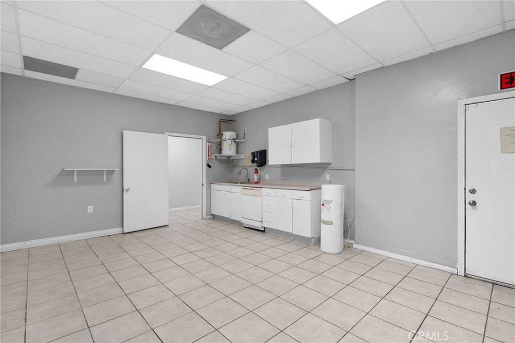 10511 S Western Property Photo 32