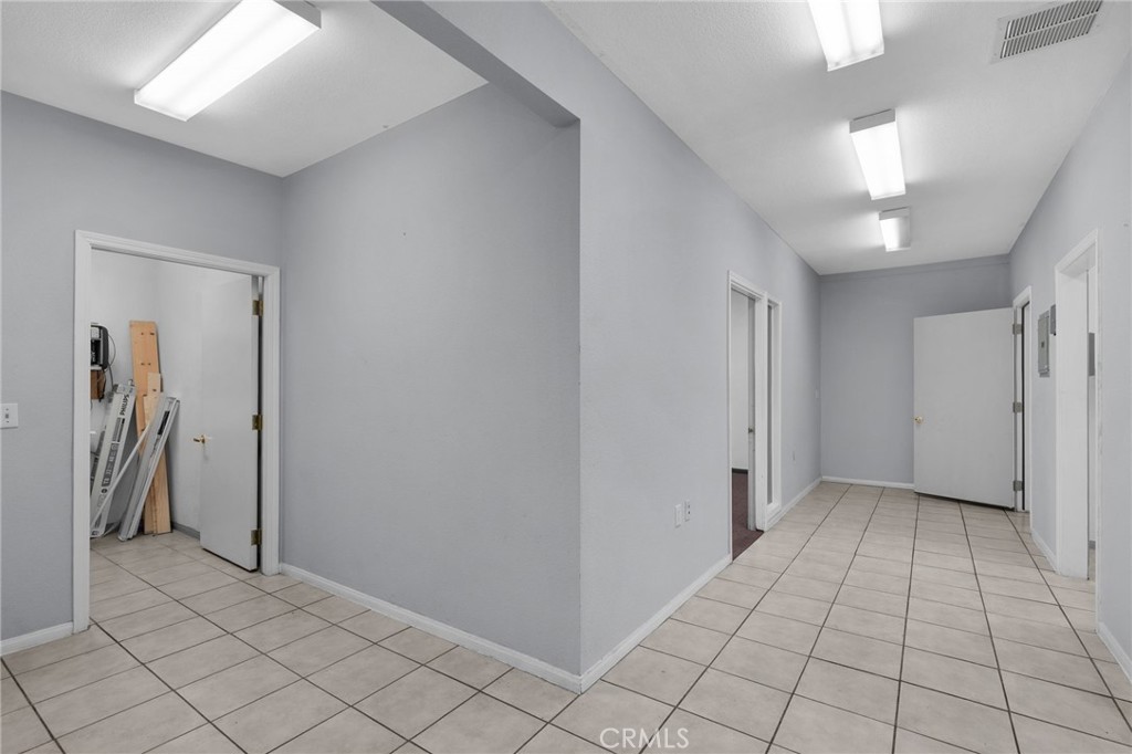 10511 S Western Property Photo 33