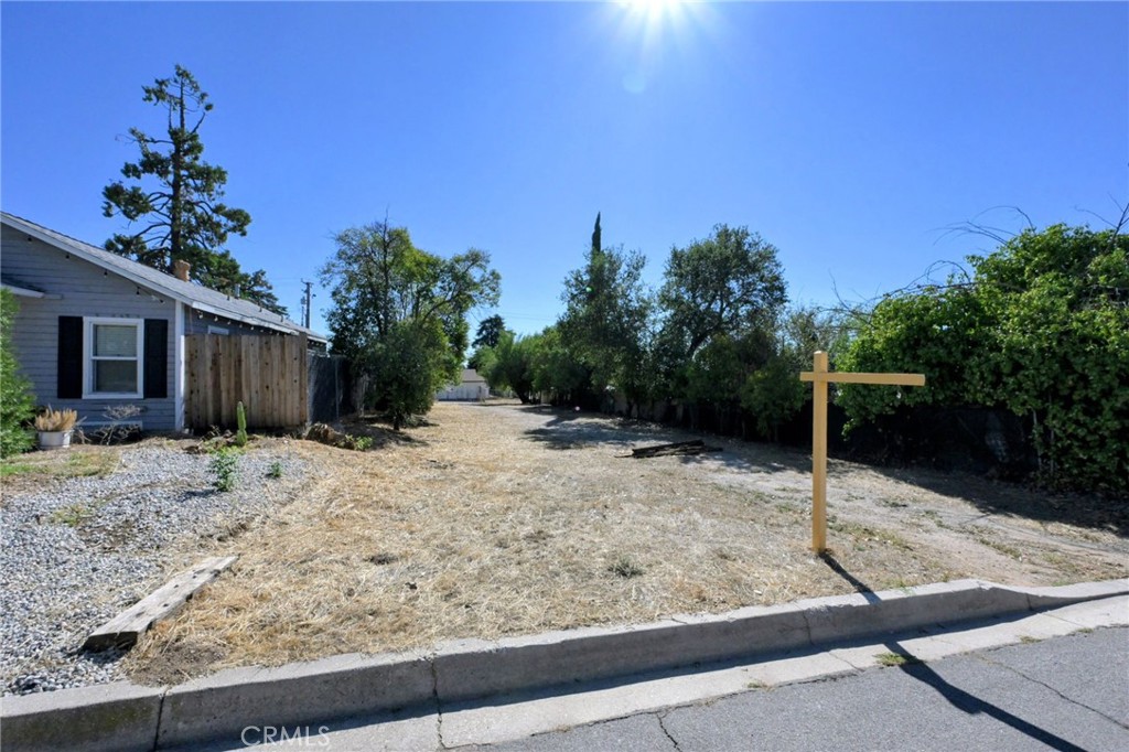 35225 Acacia Avenue Property Photo 2