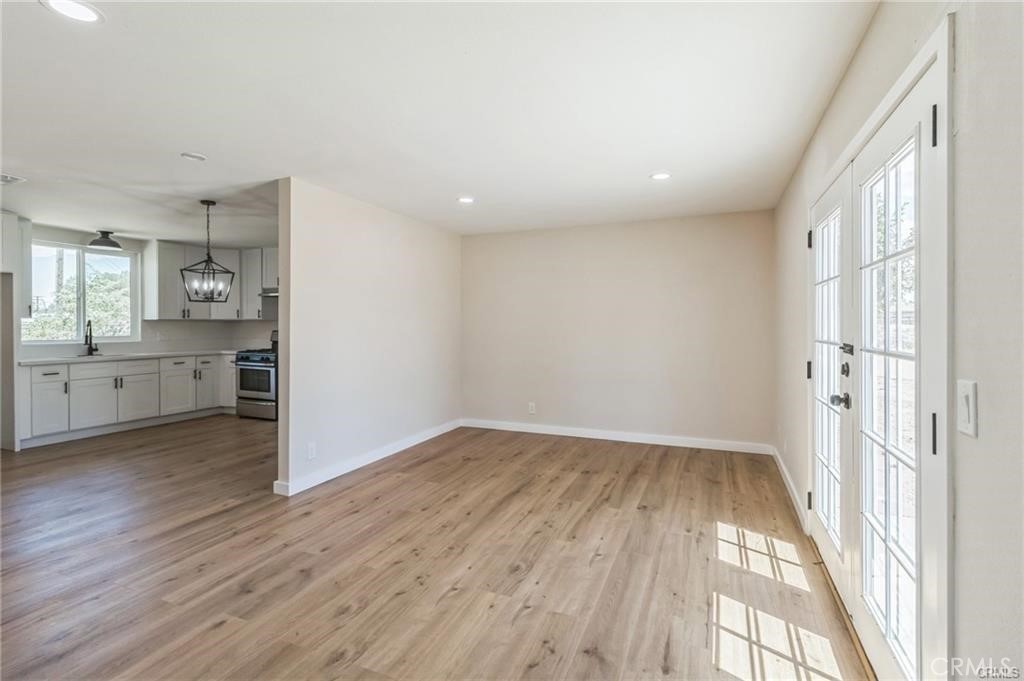 18747 Albany Court Property Photo 6