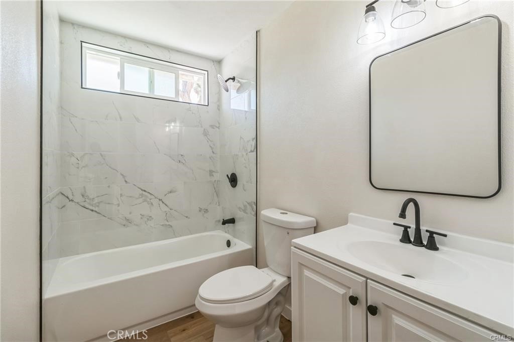 18747 Albany Court Property Photo 10