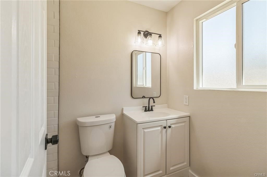 18747 Albany Court Property Photo 13