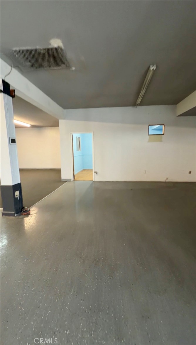 1700 W Highland Avenue Property Photo 6