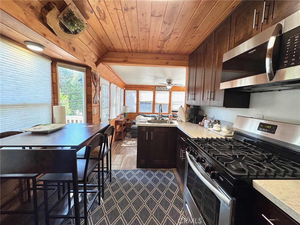 29166 Lyon Drive Property Photo 10
