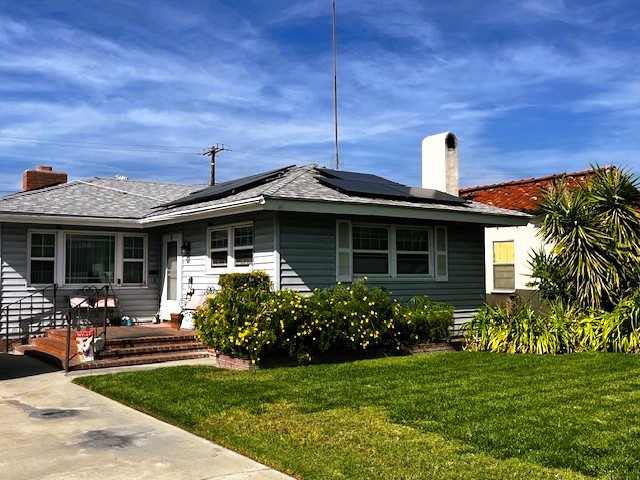 3066 N D Street Property Photo 3