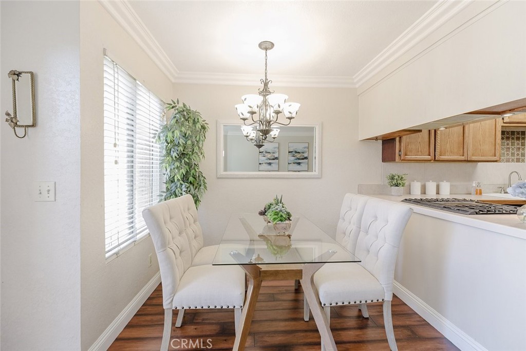 11827 Loma Drive 15 Property Photo 6