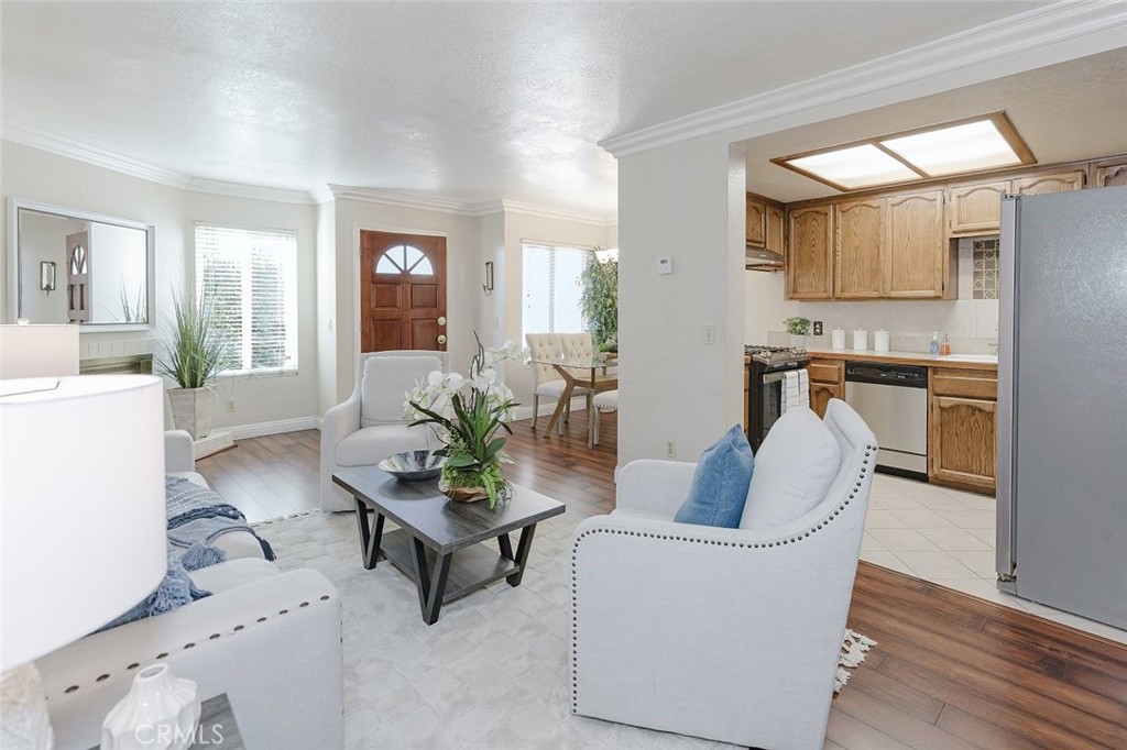 11827 Loma Drive 15 Property Photo 12