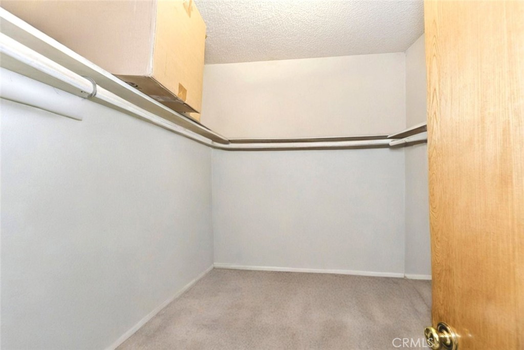 11827 Loma Drive 15 Property Photo 23