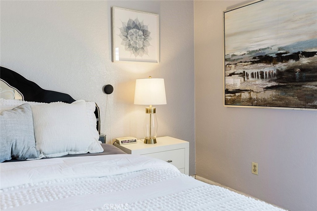 11827 Loma Drive 15 Property Photo 28