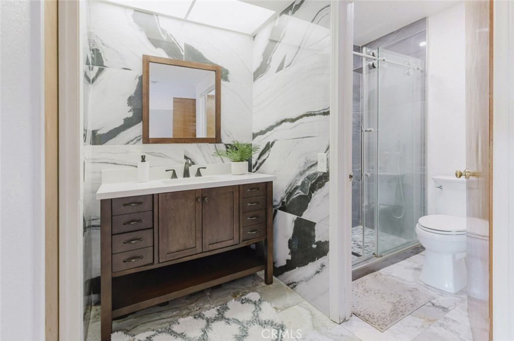 11827 Loma Drive 15 Property Photo 30