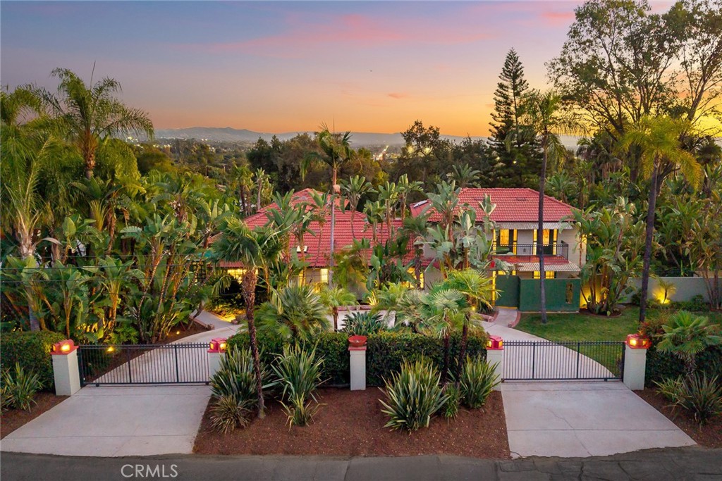 459 N Barranca Ave Property Photo 1