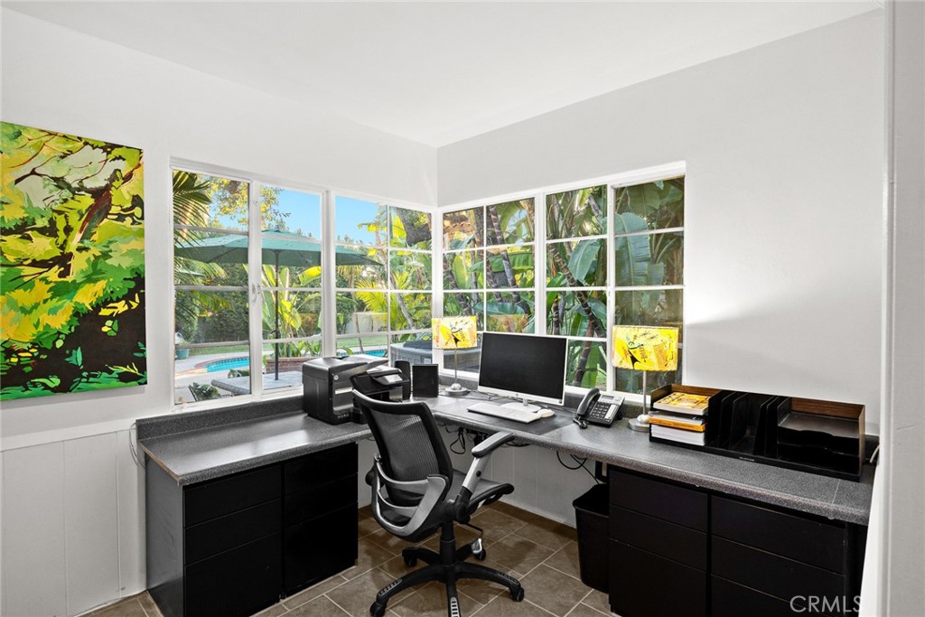 459 N Barranca Ave Property Photo 21