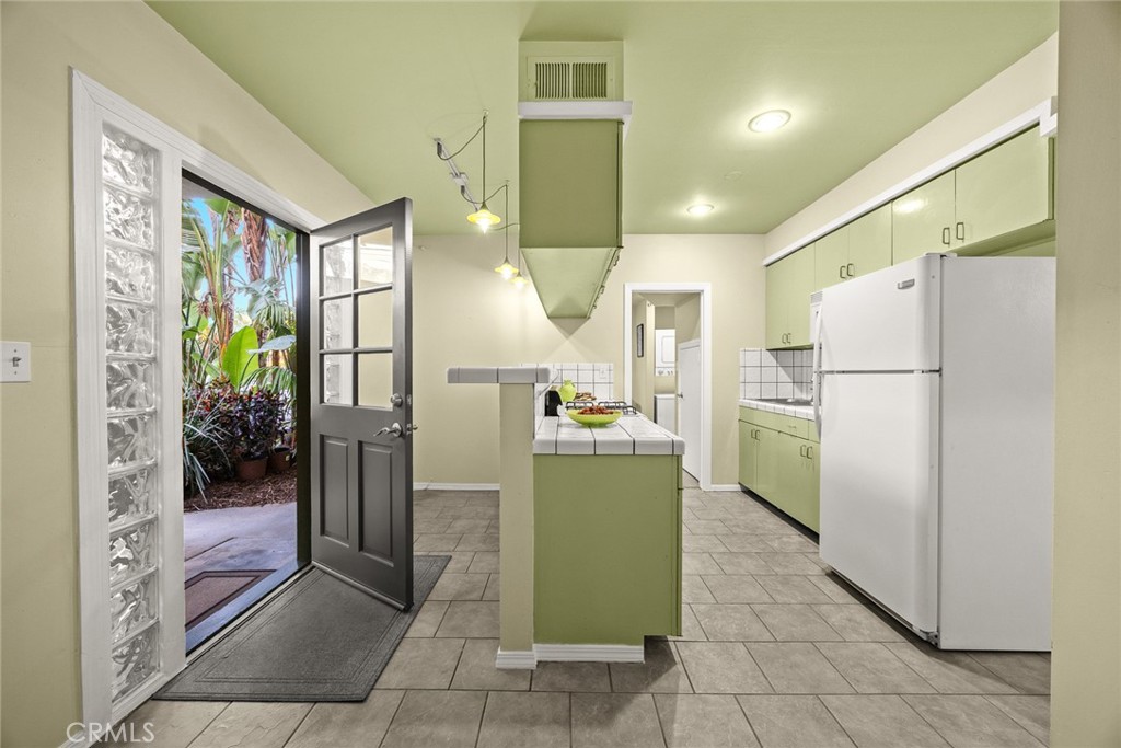 459 N Barranca Ave Property Photo 30