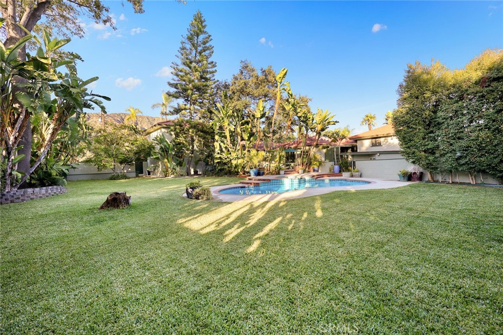 459 N Barranca Ave Property Photo 41