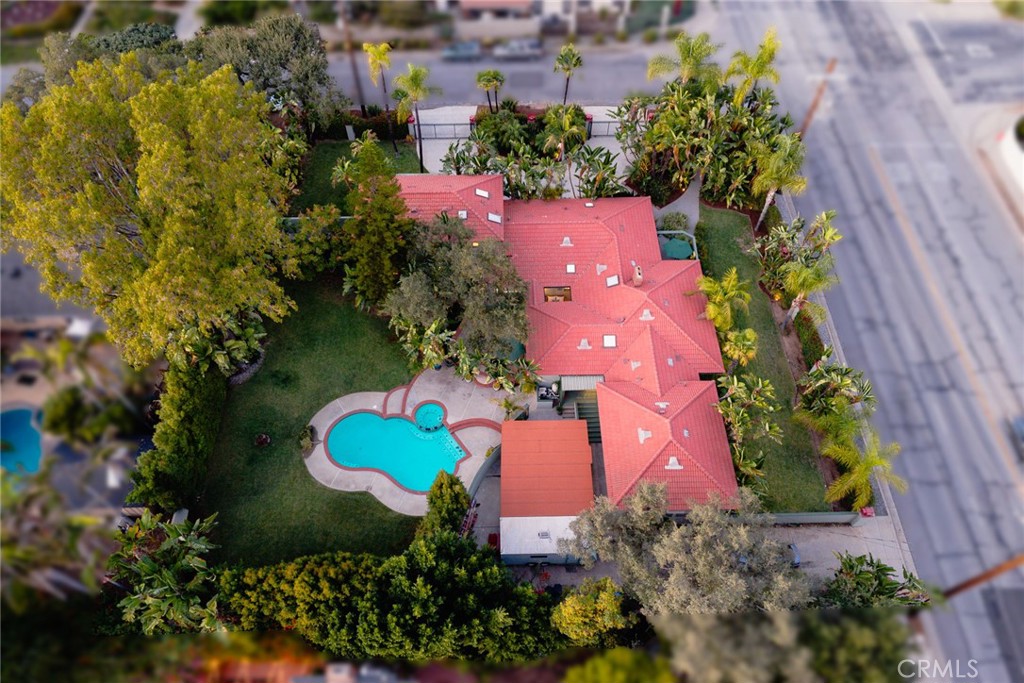 459 N Barranca Ave Property Photo 54