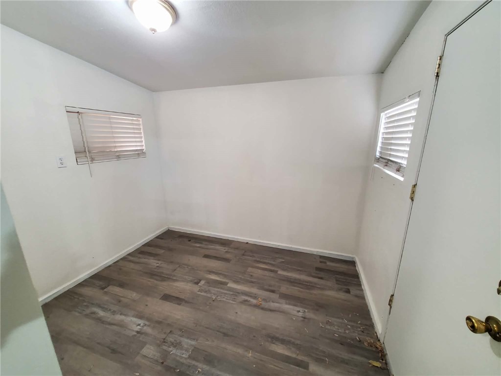 16705 C Street Property Photo 11