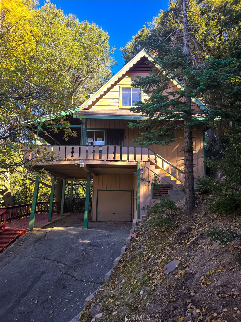 629 Chateau Property Photo 1