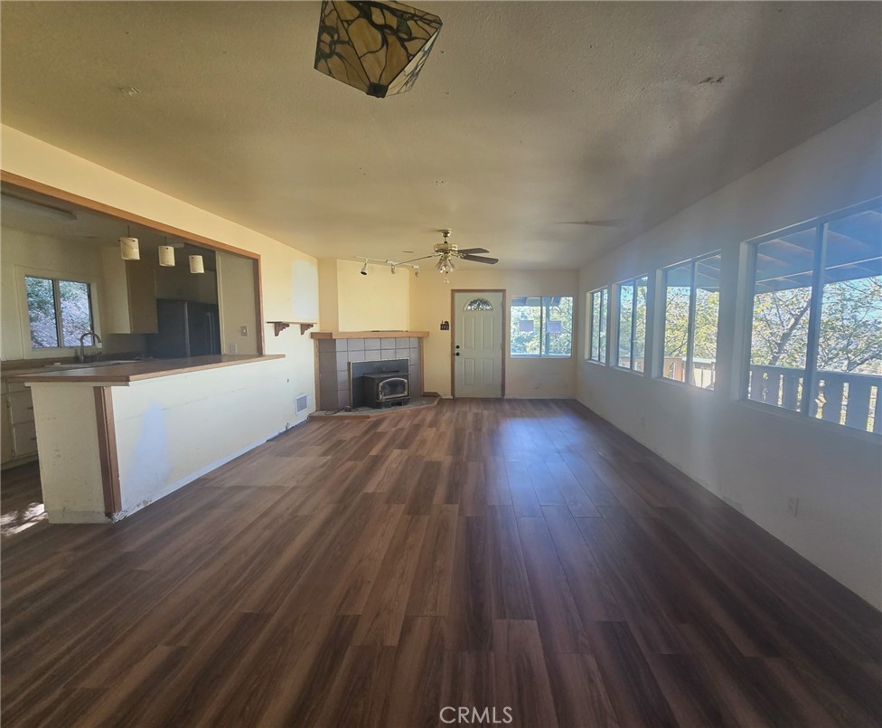 629 Chateau Property Photo 12