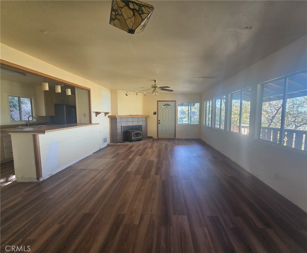 629 Chateau Property Photo 12