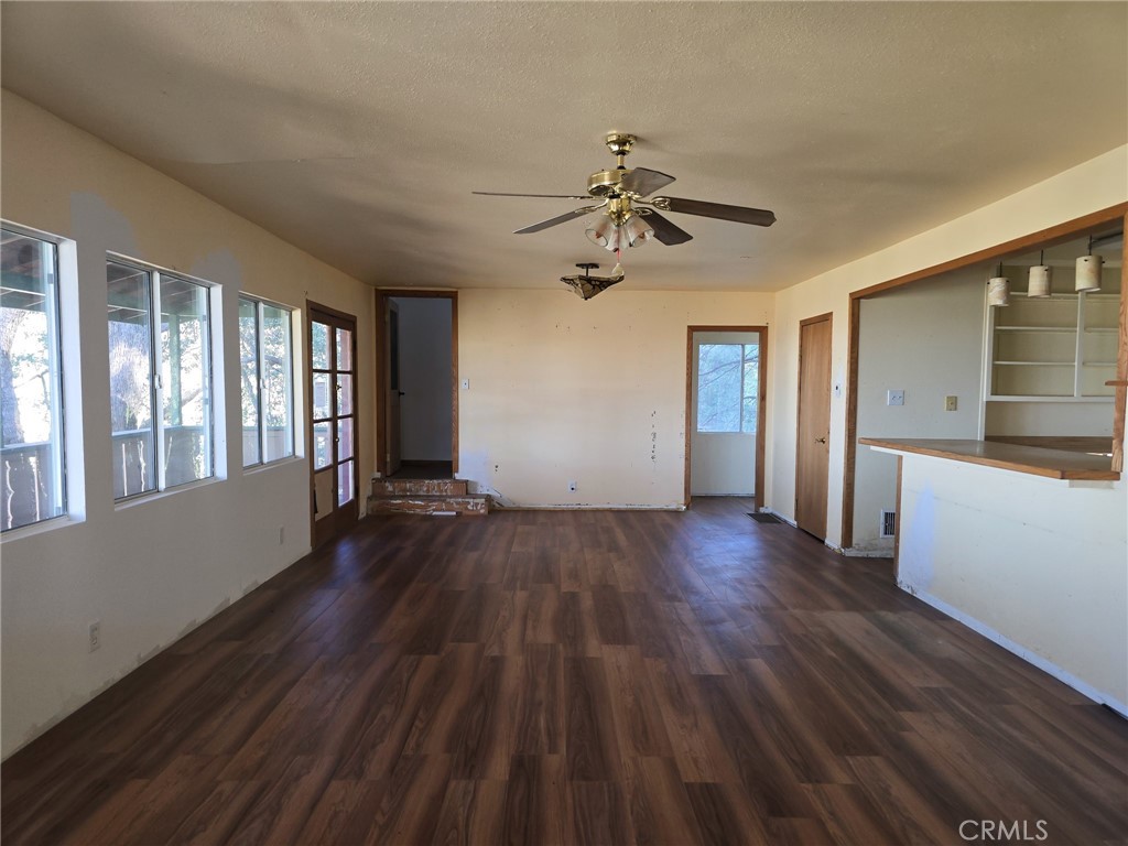 629 Chateau Property Photo 13