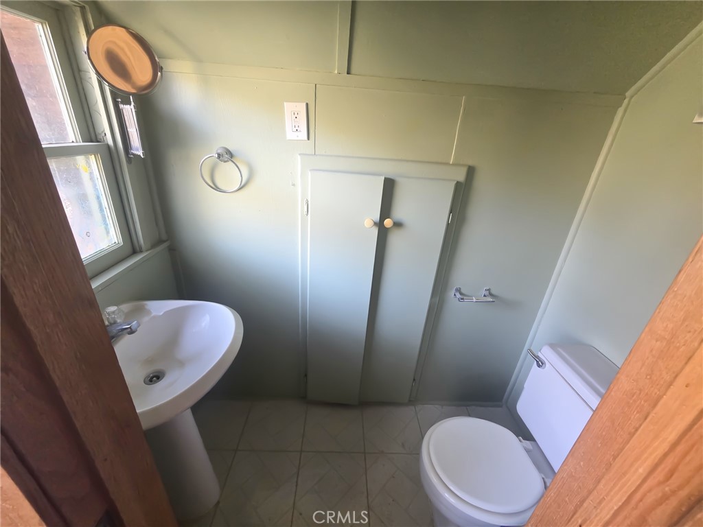 629 Chateau Property Photo 18
