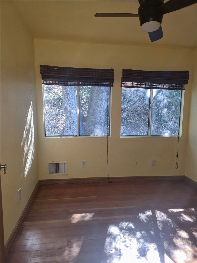 629 Chateau Property Photo 20