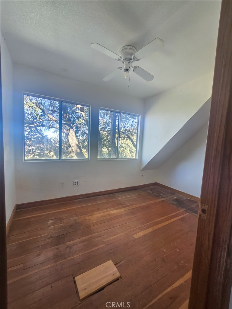 629 Chateau Property Photo 25