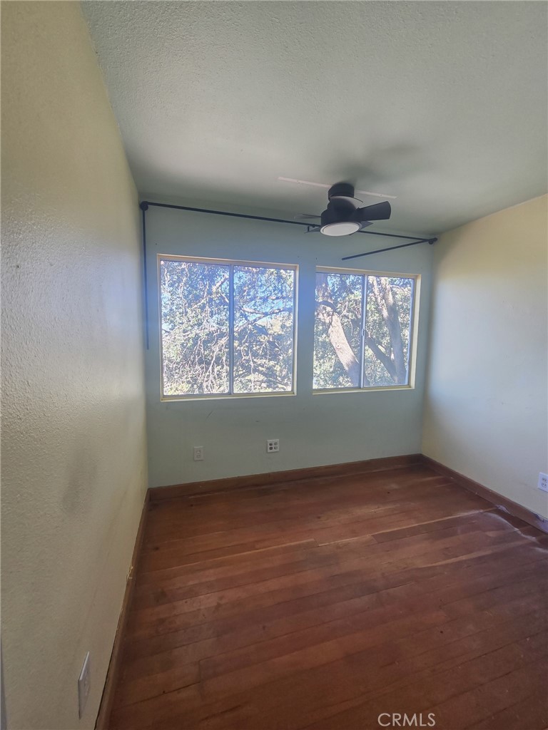 629 Chateau Property Photo 30