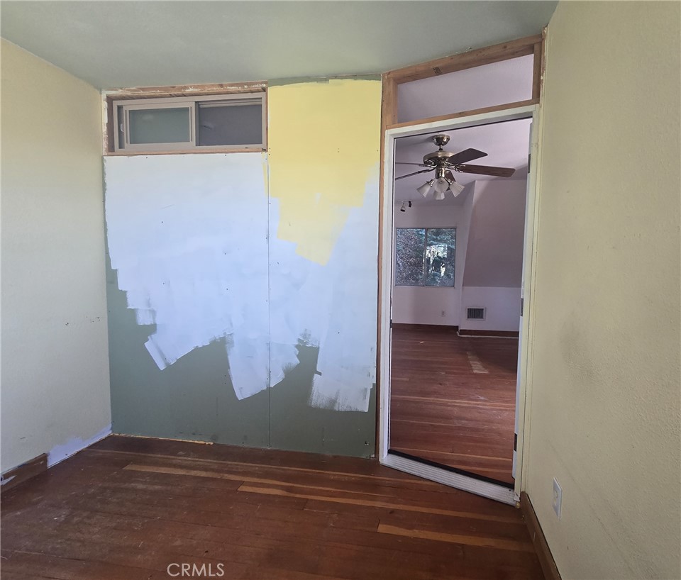 629 Chateau Property Photo 32