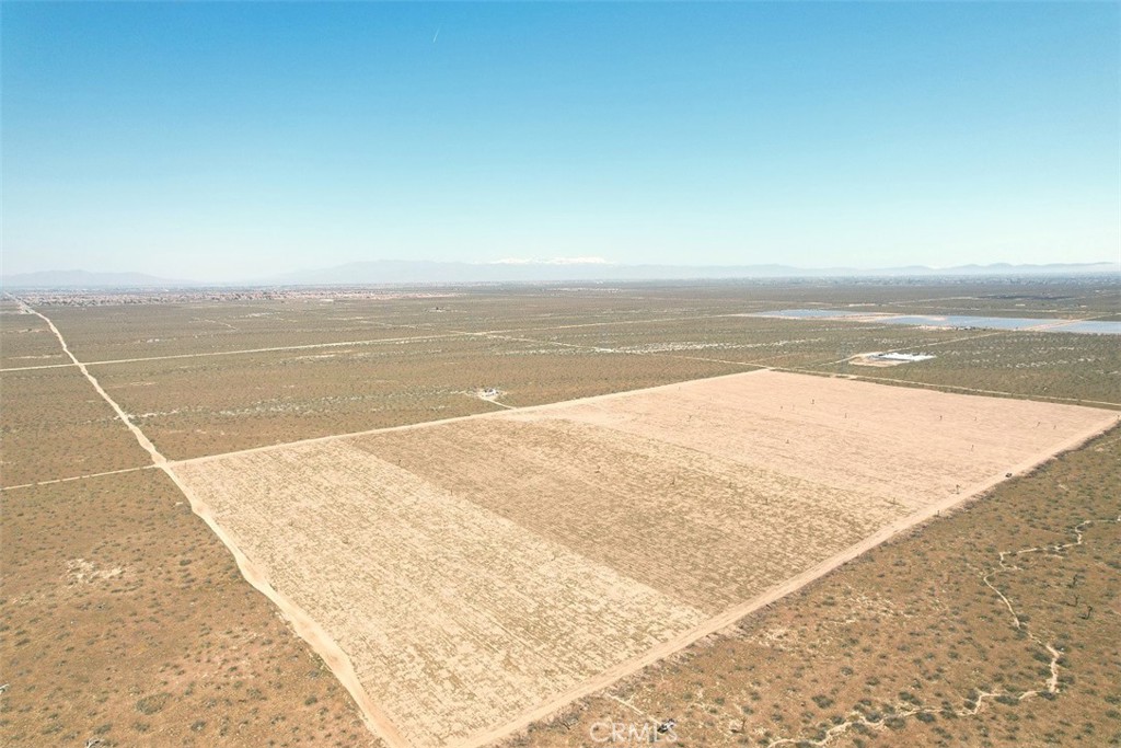 7 Mojave Drive Property Photo 4