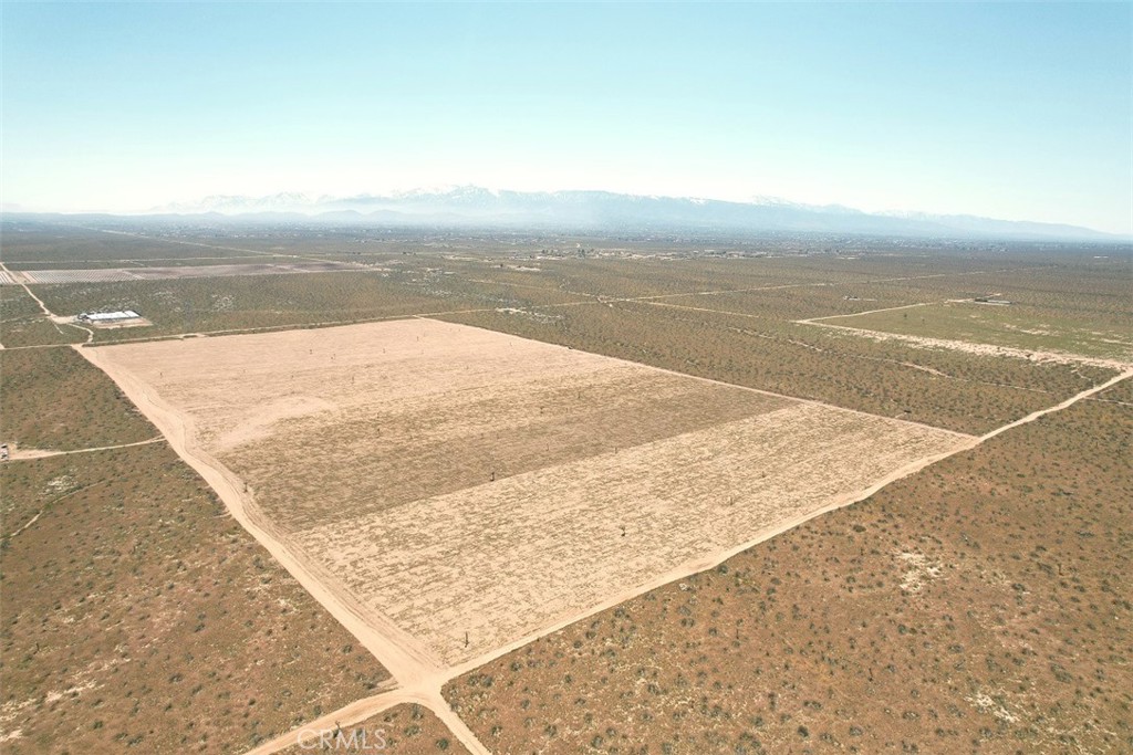 7 Mojave Drive Property Photo 6