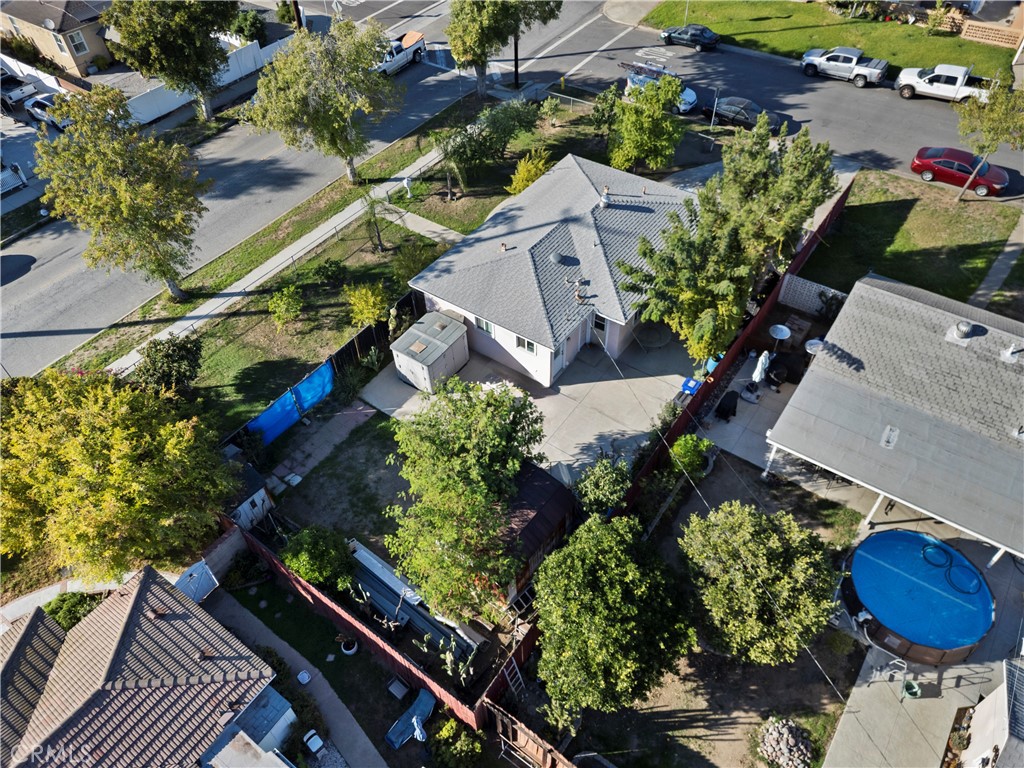 308 S Campus Avenue Property Photo 8