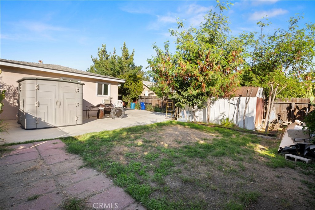 308 S Campus Avenue Property Photo 14