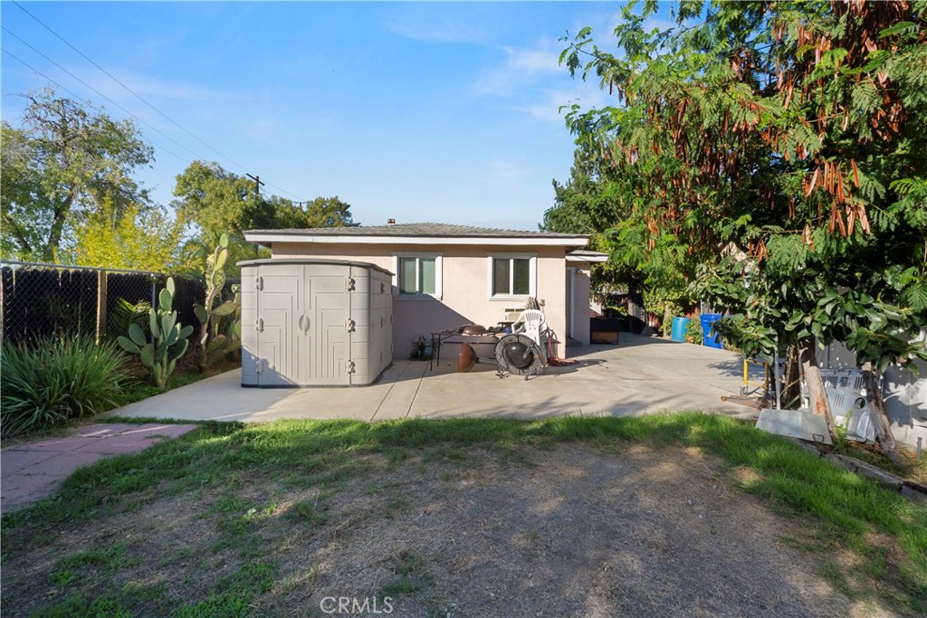 308 S Campus Avenue Property Photo 15