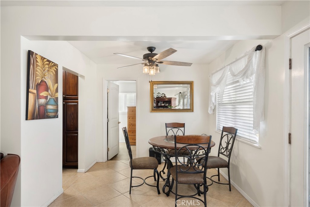 308 S Campus Avenue Property Photo 27
