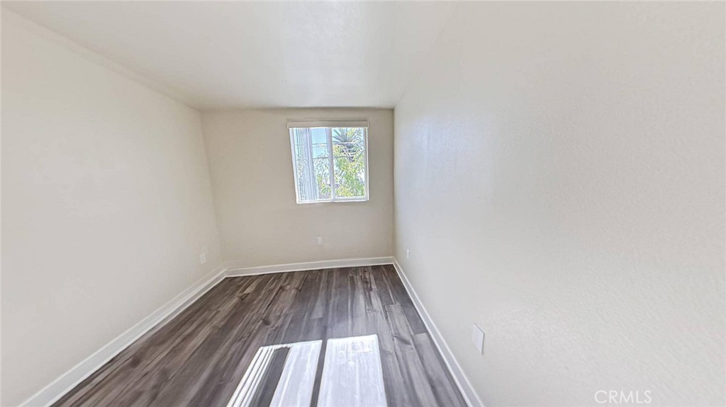 630 W 79th Property Photo 13