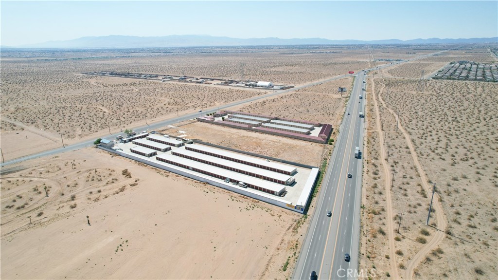 16454 Adelanto Road Property Photo 10