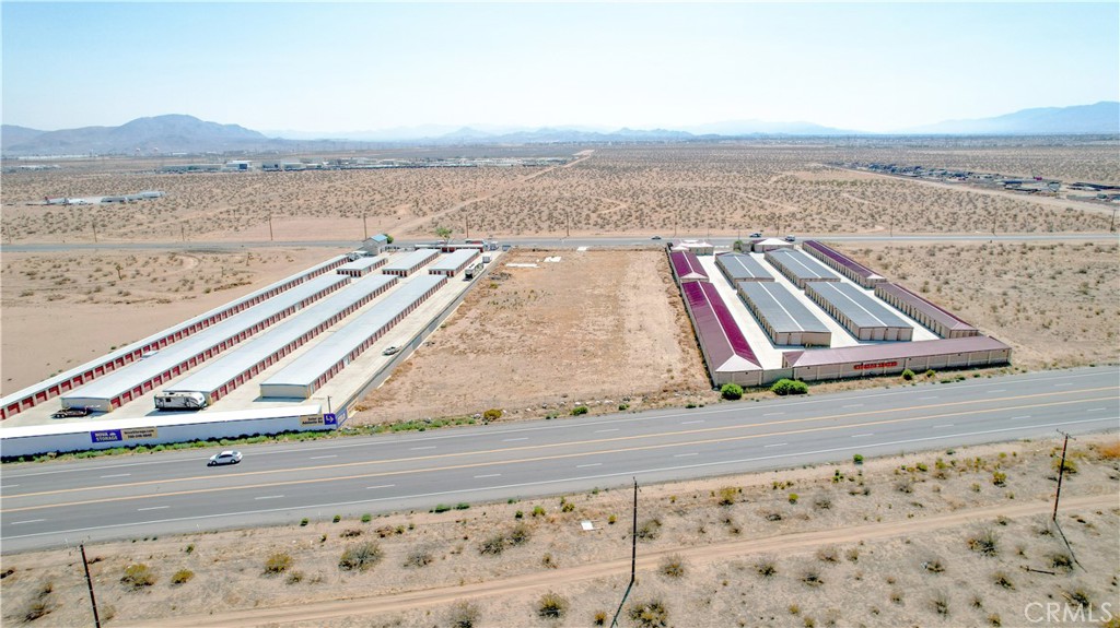 16454 Adelanto Road Property Photo 4